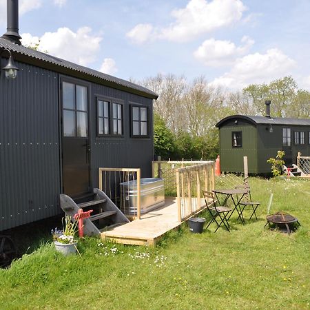 Milberry Green Meadows Warlingham Екстер'єр фото
