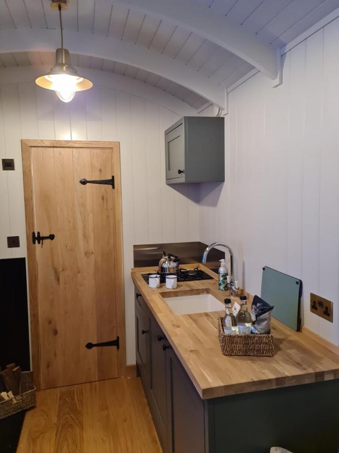 Milberry Green Meadows Warlingham Екстер'єр фото